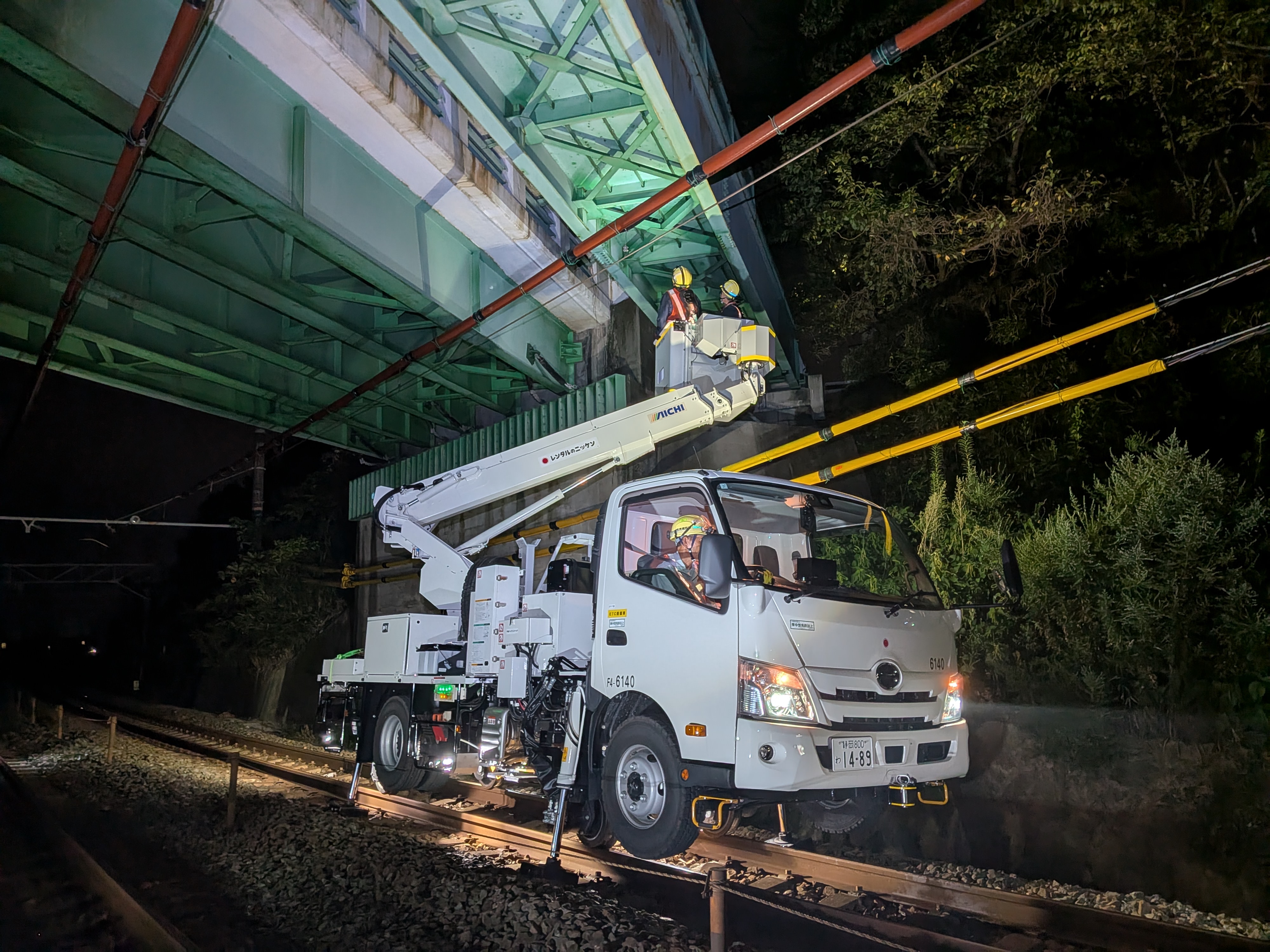 軌陸車点検